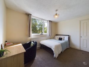 Bed 7- click for photo gallery